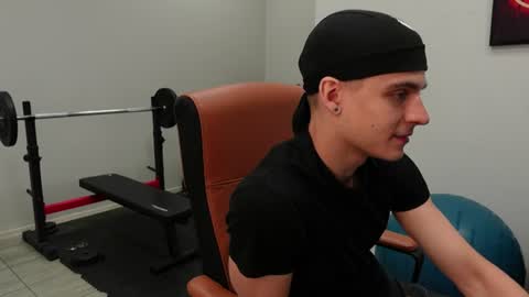THOMAS BRONS online show from 07-04-26, 04:40