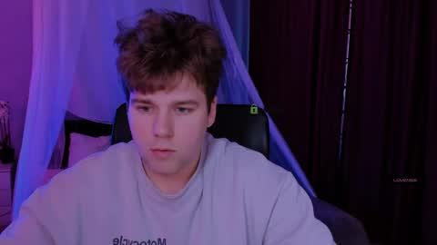 thomas_crow online show from 04-04-26, 08:56