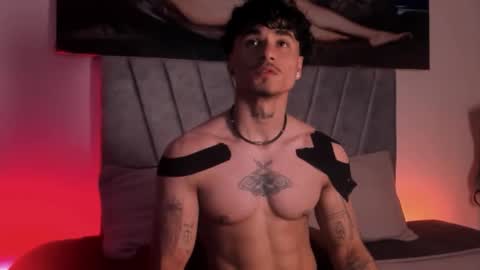 Thomas 3  JUST STAY AND BE MY LAST LOVE online show from 11-27-25, 04:47