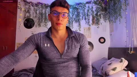 Thomas Grey online show from 02-08-25, 03:41