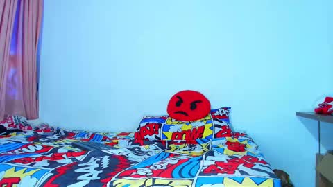 thomas_ks11 online show from 12-29-24, 05:44