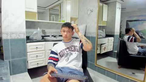 Thomas online show from 09-24-25, 12:19