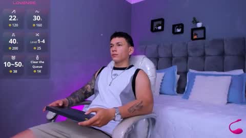 Thomas online show from 11-08-25, 11:21