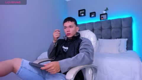 Thomas online show from 01-16-26, 01:04