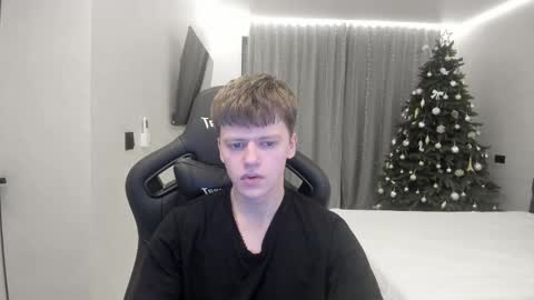 Tomas online show from 02-06-26, 03:33