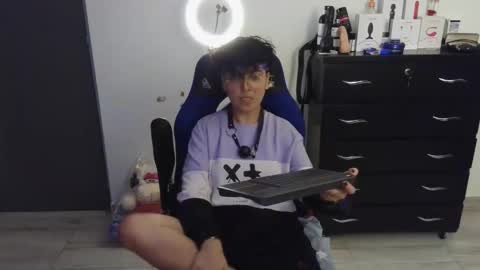 VALERIA online show from 02-24-25, 03:02