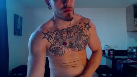 Snapshot of thomashoward31 chatting on 01-27-25, 03:28 Thomas online show from 01-27-25, 03:28