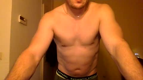 Snapshot of thomasonnl chatting on 02-08-25, 01:01 thomasonnl online show from 02-08-25, 01:01