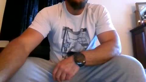 Snapshot of thomasonnl chatting on 09-25-25, 03:38 thomasonnl online show from 09-25-25, 03:38