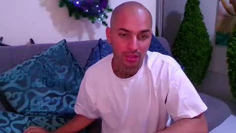 thomas  smith online show from 12-14-24, 09:13