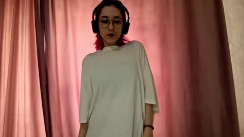 Lina online show from 01-06-26, 06:39