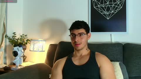 Snapshot of thomylov chatting on 05-28-26, 03:37 thomylov online show from 05-28-26, 03:37
