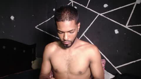 Snapshot of thonyfoster chatting on 06-19-26, 12:53 thonyy online show from 06-19-26, 12:53