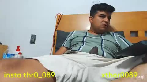 Snapshot of thor0200 chatting on 05-11-26, 05:13 thor0200 online show from 05-11-26, 05:13