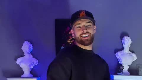 thor_evans online show from 12-18-25, 01:11