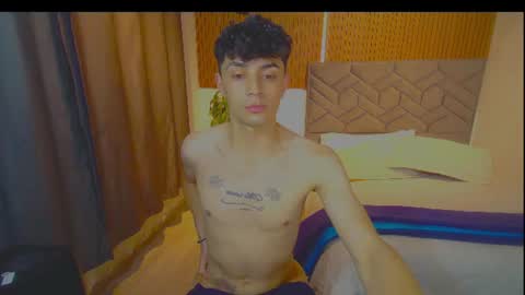 Snapshot of thornerxxxboy chatting on 06-21-26, 06:38 THORNERXXXBOY online show from 06-21-26, 06:38