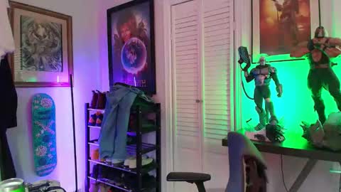 Snapshot of throatdoctor69 chatting on 01-19-26, 02:21 throatdoctor69 online show from 01-19-26, 02:21