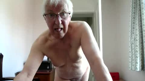 Snapshot of thruster99 chatting on 04-26-26, 11:19 thruster99 online show from 04-26-26, 11:19