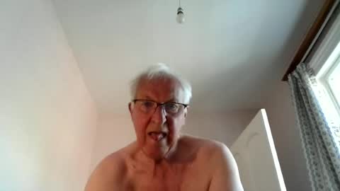 Snapshot of thruster99 chatting on 07-02-26, 08:42 thruster99 online show from 07-02-26, 08:42