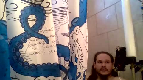 Snapshot of thunder8u42 chatting on 11-12-25, 02:06 thunder8u42 online show from 11-12-25, 02:06