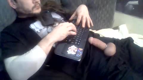 Snapshot of thunder8u42 chatting on 12-01-25, 07:08 thunder8u42 online show from 12-01-25, 07:08