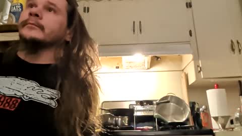 Snapshot of thunder8u42 chatting on 12-16-25, 12:54 thunder8u42 online show from 12-16-25, 12:54