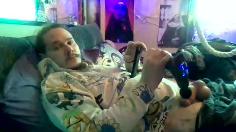 thunder8u42 online show from 02-05-26, 08:46