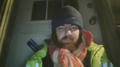 Snapshot of thunderjacker chatting on 12-17-25, 04:07 The Pen is Mightier than Sword online show from 12-17-25, 04:07