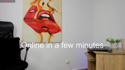 Snapshot of tiago_hannah chatting on 02-06-25, 09:11 carolina online show from 02-06-25, 09:11