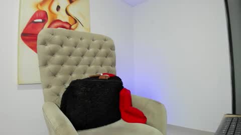 carolina online show from 12-04-25, 09:29