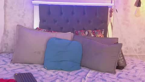 Snapshot of tian_sex chatting on 05-13-26, 03:59 online show from 05-13-26, 03:59