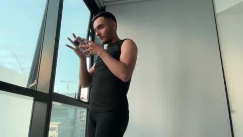 tian_velasquez online show from 12-06-24, 09:43