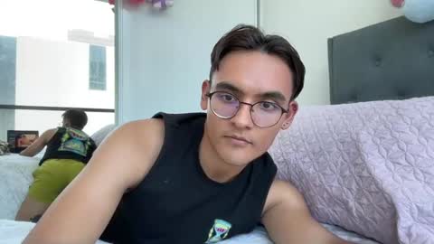 tian_velasquez online show from 01-07-25, 02:53