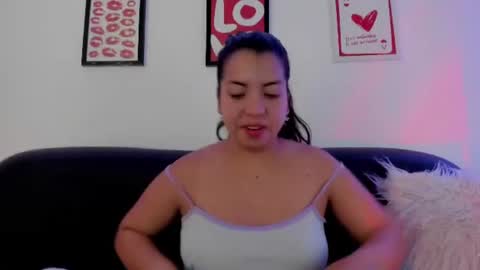 Snapshot of tiana_prince1 chatting on 07-10-26, 11:02 TIANA online show from 07-10-26, 11:02