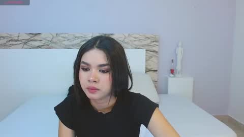 tianaglow4 online show from 03-08-25, 11:37