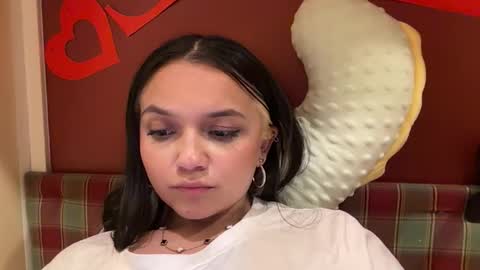 Tiana Le online show from 05-26-26, 10:17