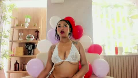 Snapshot of tianaparker chatting on 07-12-26, 03:41 Tiana online show from 07-12-26, 03:41