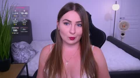 Snapshot of tianna_me chatting on 07-27-26, 10:33 tianna_me online show from 07-27-26, 10:33