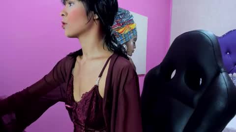 Snapshot of tiara_latina chatting on 02-07-26, 12:03 Tiara online show from 02-07-26, 12:03