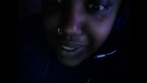 Tierra Henri online show from 11-21-25, 02:38