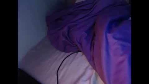 Tierra Henri online show from 11-28-25, 07:49