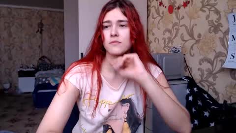 Snapshot of tieshatallas chatting on 03-04-26, 10:10 Florina online show from 03-04-26, 10:10