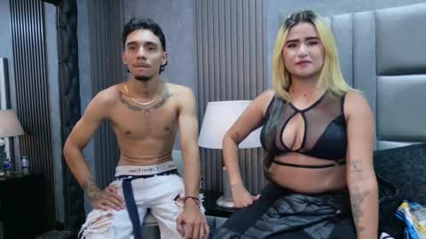 Snapshot of tifannyandethan chatting on 02-11-26, 01:54 Ethan and Tifanny online show from 02-11-26, 01:54