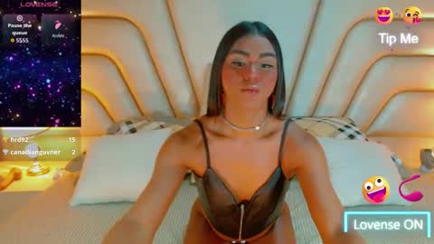 Snapshot of tifannysexy69 chatting on 10-19-25, 06:19 Tifannysexy69 online show from 10-19-25, 06:19