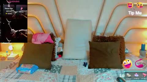 Snapshot of tifannysexy69 chatting on 10-24-25, 07:05 Tifannysexy69 online show from 10-24-25, 07:05