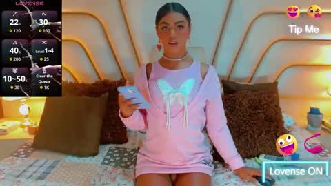 Snapshot of tifannysexy69 chatting on 10-25-25, 05:15 Tifannysexy69 online show from 10-25-25, 05:15