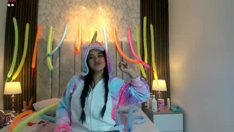 Tiff3 online show from 02-15-25, 06:33