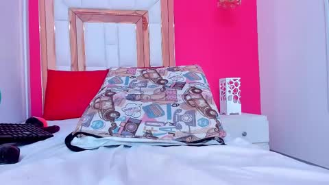 Karolina online show from 03-06-25, 10:58