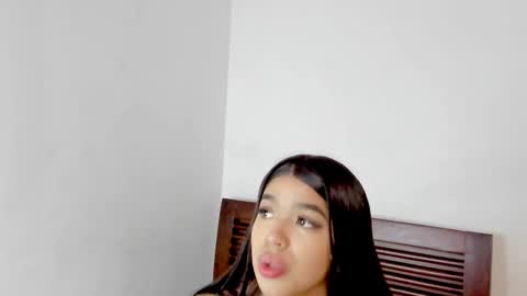 tifanymonroehot online show from 11-18-25, 11:25