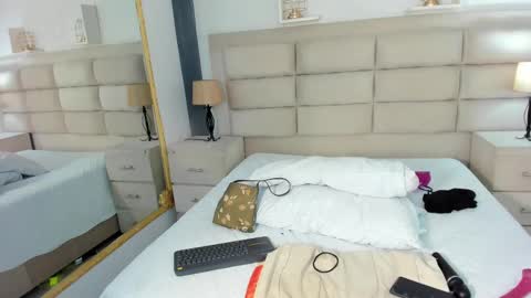 Snapshot of tifanytaylor1_ chatting on 02-22-25, 08:50 TIFF online show from 02-22-25, 08:50